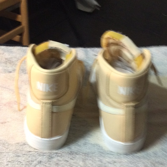 Nike High-Top Sneakers in Tan and White - Picture 3 of 7